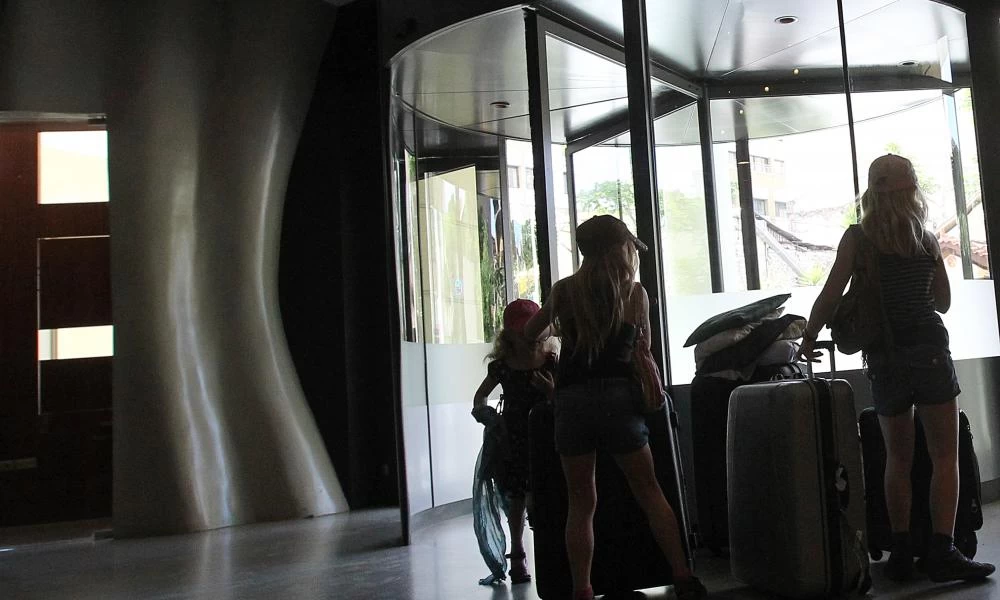 Θεσσαλονίκη: Ο κορονοϊός έδωσε το "τελειωτικό χτύπημα" στους ξενοδόχους